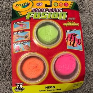 CRAYOLA model magic